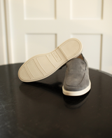 Genua Plain V - Grau