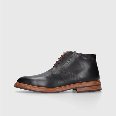 Herren-Stiefel mit Lochmuster