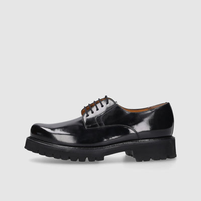 Klassische Herrenschuhe