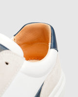 Travis US - White/Blue