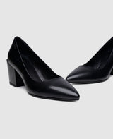 Adrianna - Black
